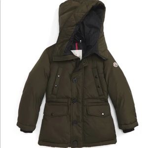 Moncler Jacket/Long-Parka  Boys- 6 Authentic